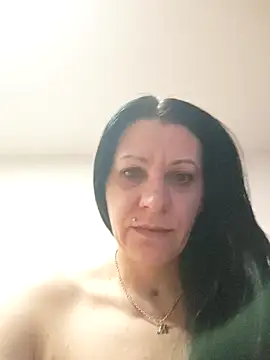 SugarDiamonds online show from February 7, 2025, 7:50 am