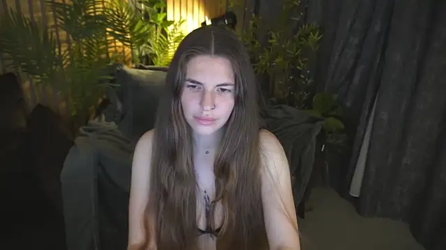 DanielaReign online show from November 25, 2025, 2:06 pm