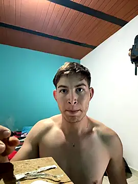 Snapshot of AlexanderBianchi2 chatting on November 8, 2025, 1:00 pm AlexanderBianchi2 online show from November 8, 2025, 1:00 pm