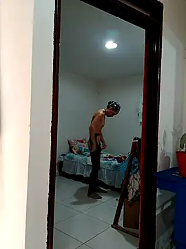 PaulinaLondra2 online show from November 6, 2025, 1:34 pm