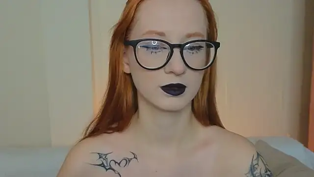 WICKEDEMBER online show from January 13, 2026, 1:55 am