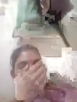 Jooli cuty online show from November 23, 2025, 1:55 pm