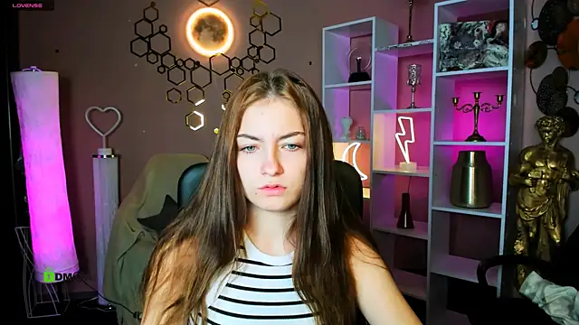 baby hotte online show from November 25, 2025, 6:46 am