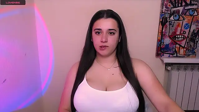 AlinaDoll  online show from May 4, 2026, 7:15 am