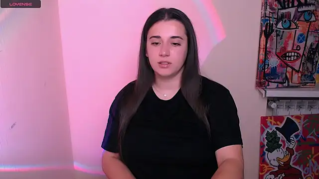Snapshot of AlinaDoll_ chatting on June 24, 2026, 7:18 am AlinaDoll online show from June 24, 2026, 7:18 am