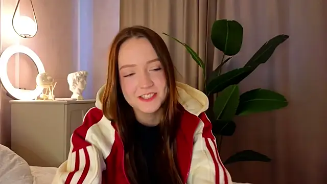 Snapshot of FrancesMason chatting on March 1, 2026, 8:38 am FrancesMason online show from March 1, 2026, 8:38 am