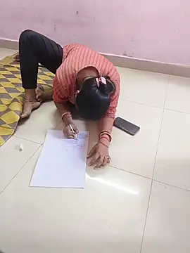 Snapshot of Lailamajnu1996 chatting on February 24, 2026, 7:28 am Lailamajnu1996 online show from February 24, 2026, 7:28 am