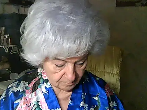 ValeriaKroww online show from April 3, 2026, 6:44 am