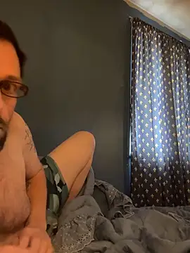 biggdaddyandqueenn online show from December 4, 2025, 5:10 pm