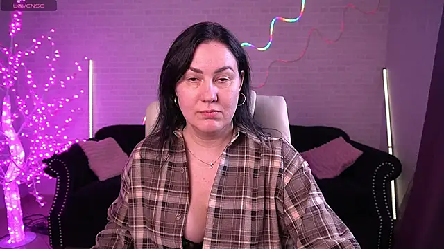 VelvetLuck online show from March 2, 2026, 2:13 pm