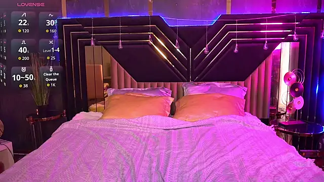 VelvetLuck online show from March 18, 2026, 7:00 am