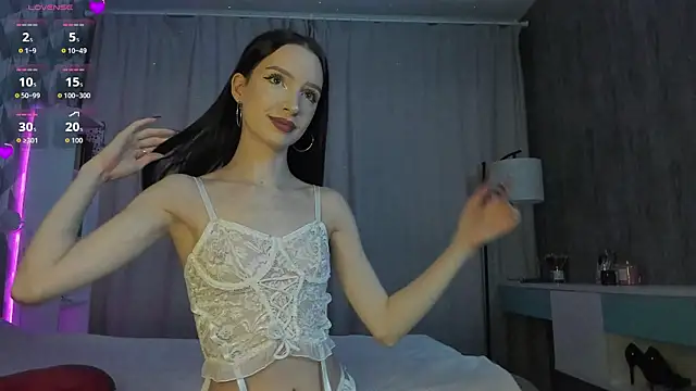 luna sexy0 online show from November 10, 2025, 2:27 pm