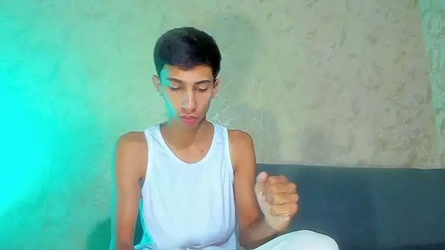 lucian davii online show from November 11, 2025, 12:16 pm