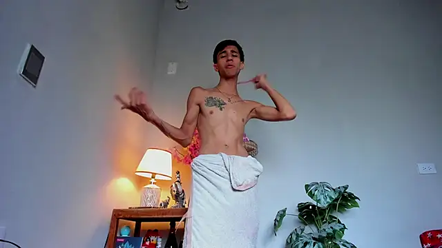 lucian davii online show from February 13, 2026, 2:57 pm