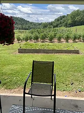 Snapshot of thickfarmtwat chatting on June 20, 2026, 4:32 pm thickfarmtwat online show from June 20, 2026, 4:32 pm