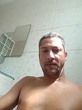 Arrombador20 online show from April 7, 2026, 3:01 pm