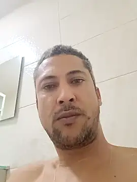 Arrombador20 online show from April 8, 2026, 3:28 am