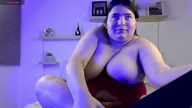 estrella gold online show from November 25, 2025, 2:55 am