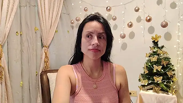 Bella Exhibition online show from December 3, 2025, 6:28 pm