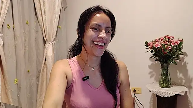 Snapshot of Bella_Exhibition chatting on January 31, 2026, 9:46 pm Bella Exhibition online show from January 31, 2026, 9:46 pm