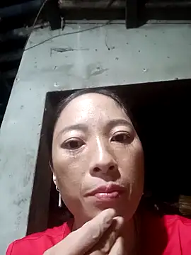 Snapshot of oanh-oanhbay chatting on November 17, 2025, 10:32 am oanh-oanhbay online show from November 17, 2025, 10:32 am