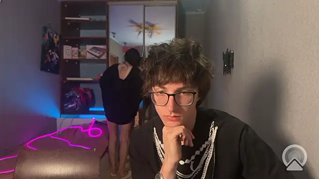 Snapshot of t_files_x chatting on February 3, 2026, 3:15 am t files x online show from February 3, 2026, 3:15 am