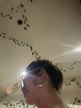 zowi101 online show from March 4, 2026, 11:55 pm