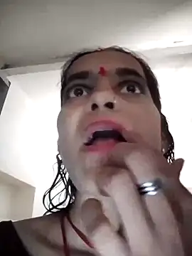 Asha hot2 online show from May 28, 2026, 5:38 am