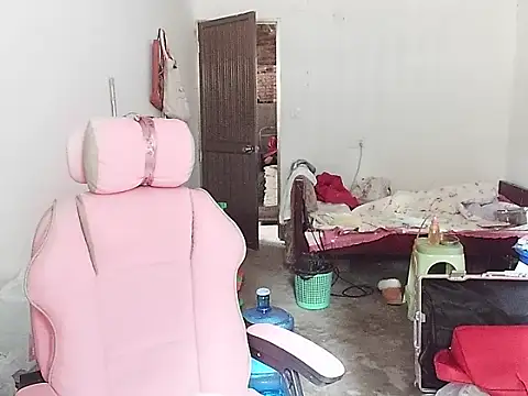 RebelAura online show from November 5, 2025, 12:21 am