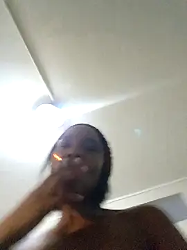 Snapshot of Mommy_Sienna chatting on November 27, 2025, 8:33 pm Mommy Sienna online show from November 27, 2025, 8:33 pm