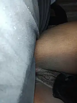 SweetKeylie online show from November 27, 2025, 7:27 pm