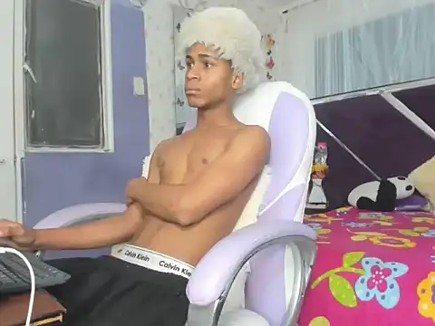 Santy bigcock 01 online show from November 7, 2025, 11:54 am