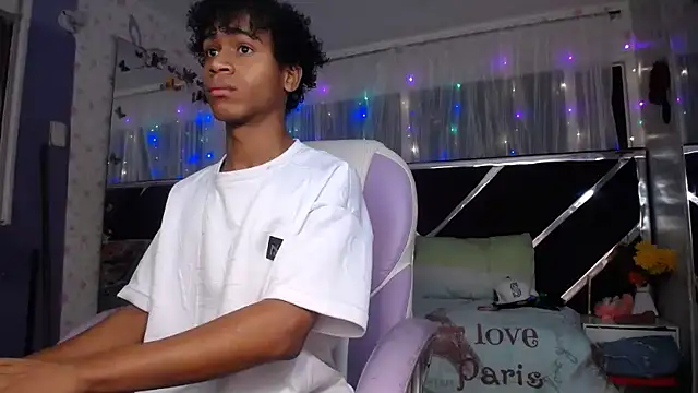 Santy bigcock 01 online show from May 11, 2026, 12:00 pm
