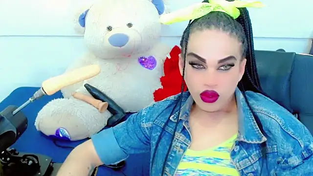 NharaBigCock online show from December 14, 2025, 8:02 pm