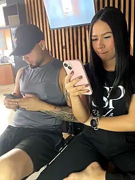 Brandon girls69hot online show from November 6, 2025, 7:37 pm