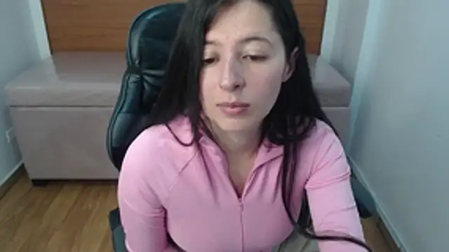 scarlett percy t online show from January 5, 2026, 7:28 pm