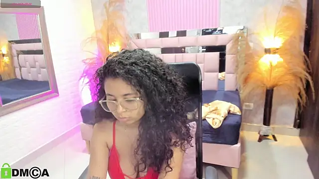 griselle rousse online show from December 3, 2025, 7:23 pm