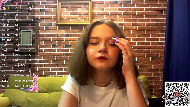 AlissaGerardo online show from November 27, 2025, 12:18 pm