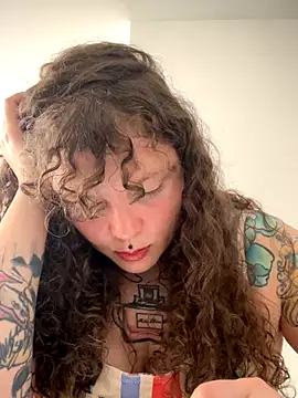 Snapshot of antonellastonne chatting on November 10, 2025, 9:03 pm antonellastonne online show from November 10, 2025, 9:03 pm