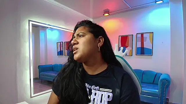 Alondra gomexxx online show from November 6, 2025, 3:40 am