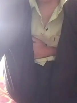 Isha kumari 69 online show from November 20, 2025, 8:25 am