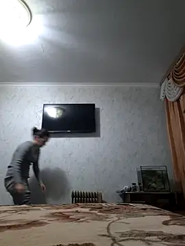 Snapshot of LinaLorien chatting on November 17, 2025, 3:07 pm LinaLorien online show from November 17, 2025, 3:07 pm