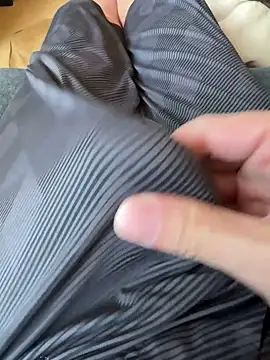 houkeiboy78 online show from April 25, 2026, 8:17 am