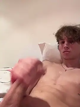 TeenNPlay online show from February 11, 2026, 5:56 am