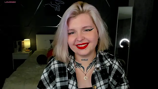 shadow purr online show from November 8, 2025, 8:03 am