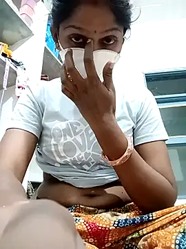 V HOT SEXY online show from November 13, 2025, 11:20 am