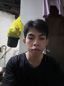 Urhotsilverboy online show from March 20, 2026, 7:19 pm