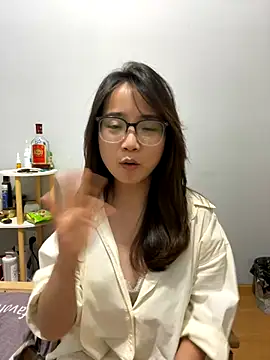 Hmm 0303 online show from November 20, 2025, 2:28 pm