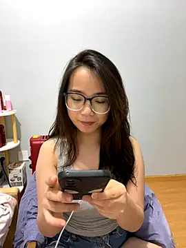 Hmm 0303 online show from December 5, 2025, 2:36 pm