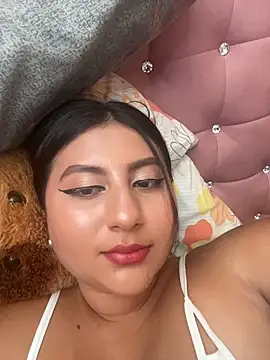 Roxy luck online show from November 12, 2025, 3:01 pm